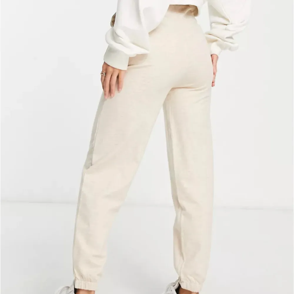 ASOS Design Petite Basic Slim Jogger in Oatmeal Marl, Size 8​​​​​​ - Image 2