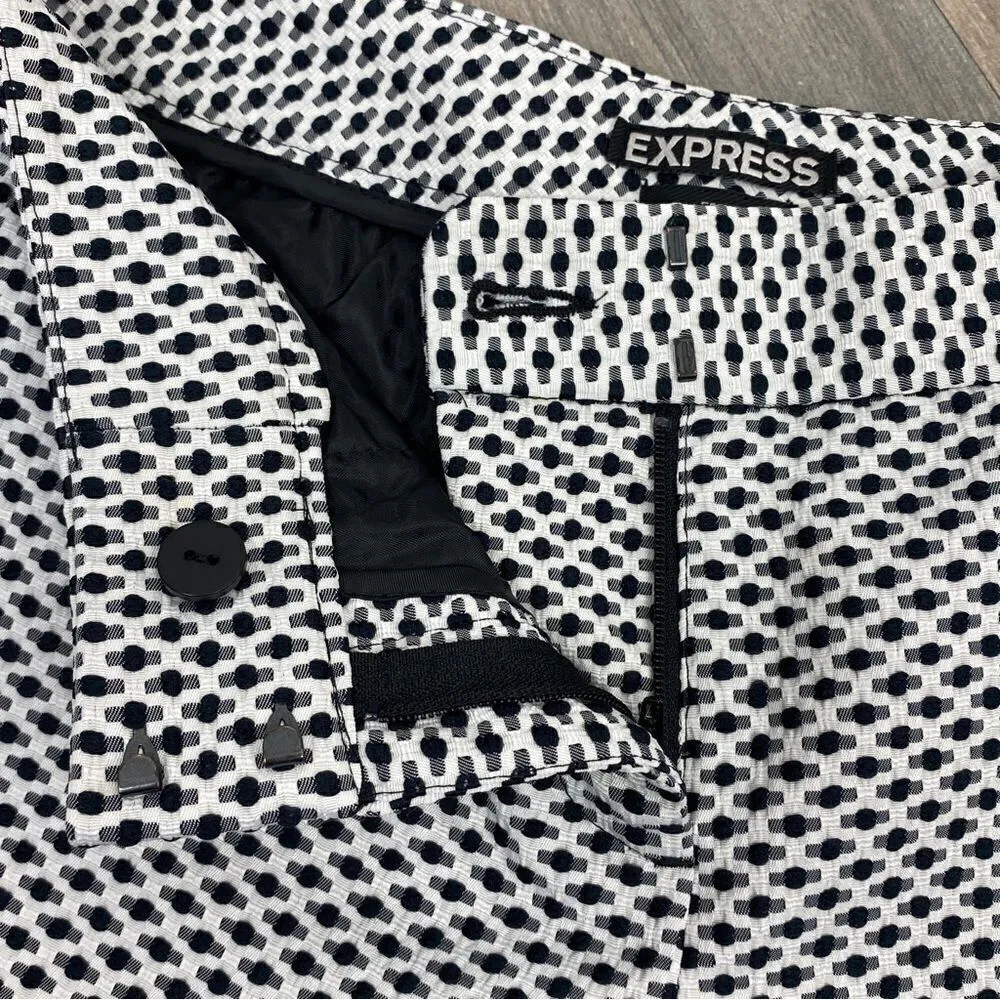 Express Editor Swiss Dot Crop Pants White Blue 2 - Image 4