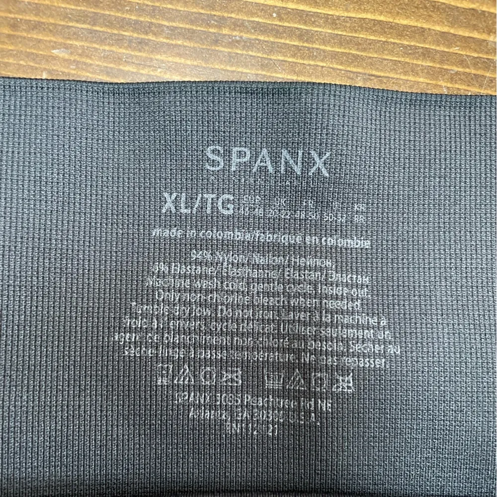 SPANX Look At Me Now Seamless High Rise Compression Legging in Camo Size XL - Image 7