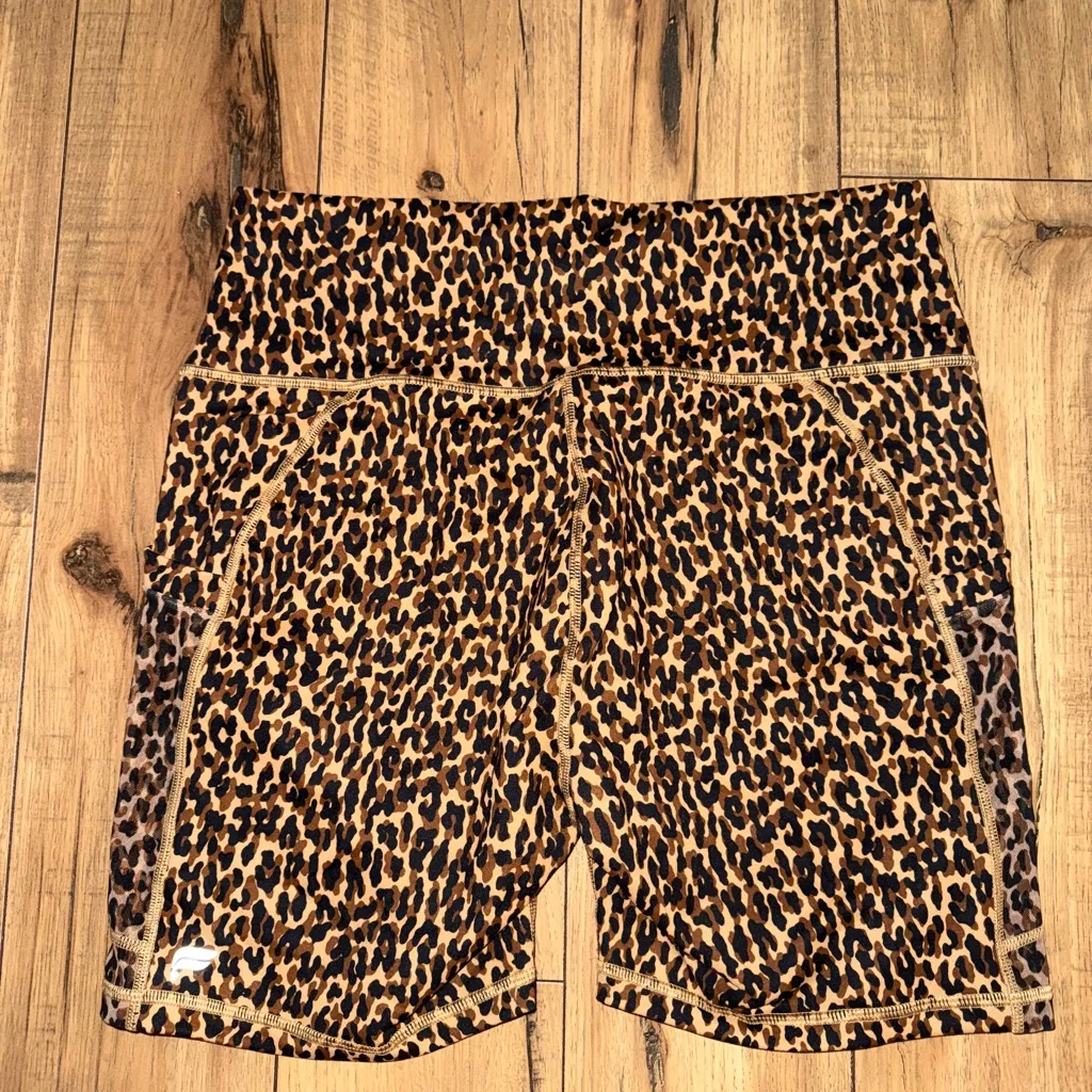Fabletics Cheetah print biker shorts - Image 4