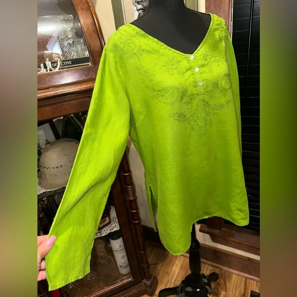 EUC IRISH LINNEN LIME GREEN TUNIC SHIRT VNECK WITH NECK EMBELLISH SZ XL - Image 4