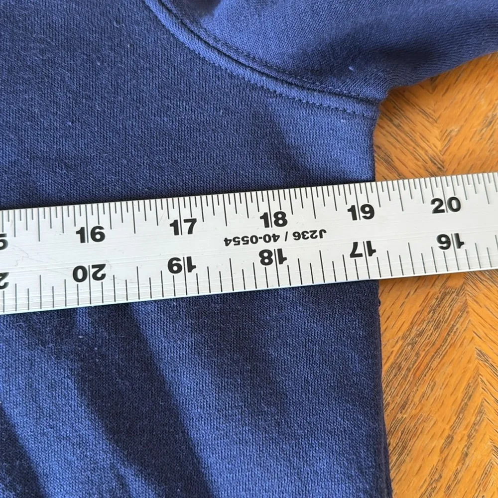 Old Navy Christmas Tree Sweatshirt - Image 7