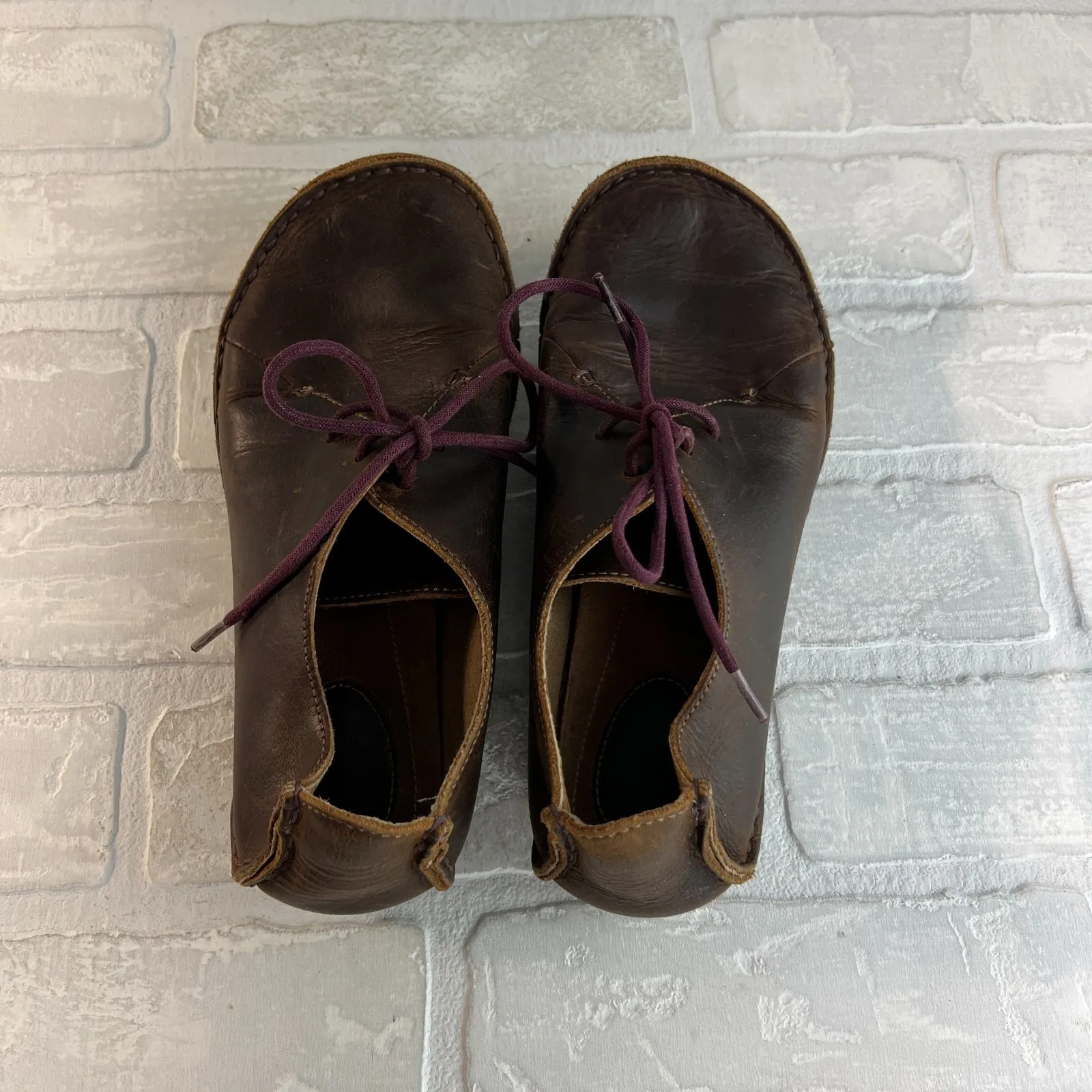 Clarks Shoes Womens 7.5 Brown Leather Janey Mae Artisan Purple Lace Up Moccasins - Image 4