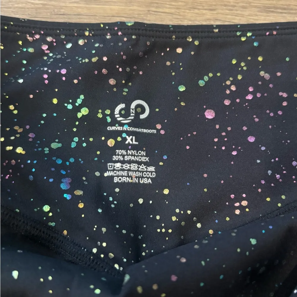 Curves N Combatboots “Empowered” Rainbow Splatter Cropped Leggings – Size XL Black - Image 4