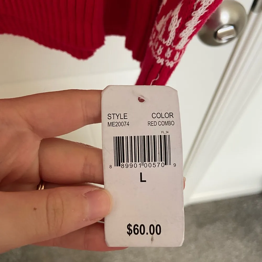 NWT | 33 Degrees men’s llama‎ printed sweater — large Red - Image 5