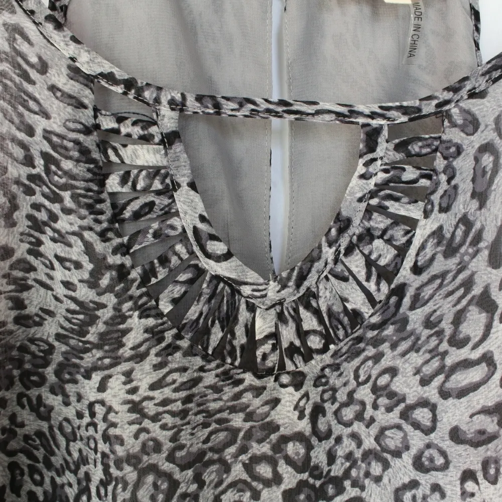 Entro | Gray Cheetah Patterned Tank - Image 4