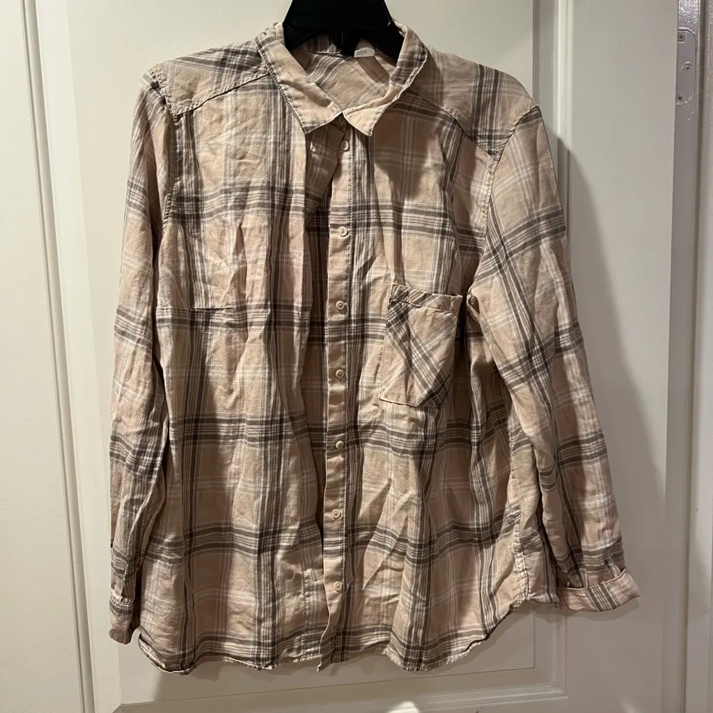 Divided Beige and Brown Plaid Cholo flannel - Image 2