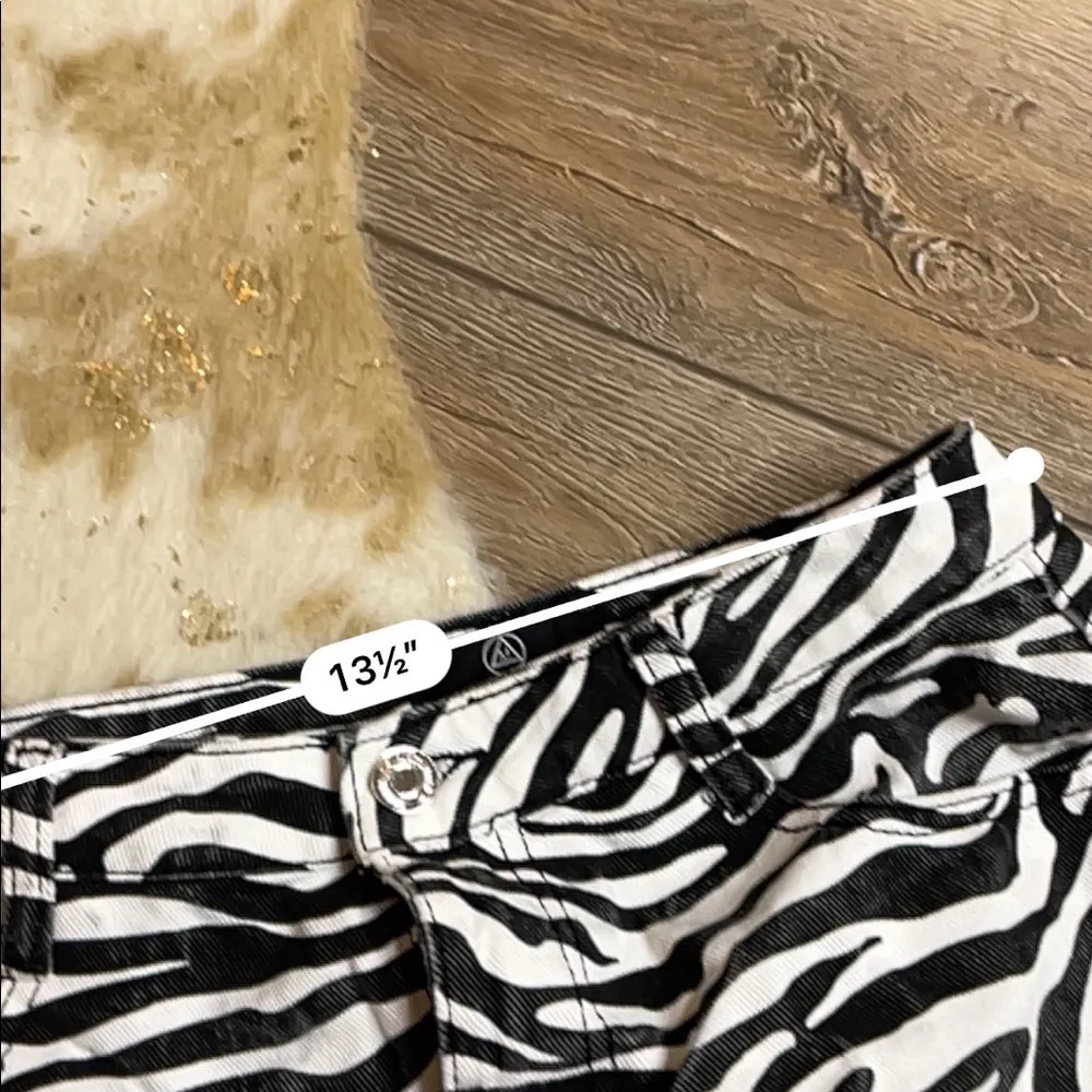 Missguided zebra black white mini denim skirt - Image 3