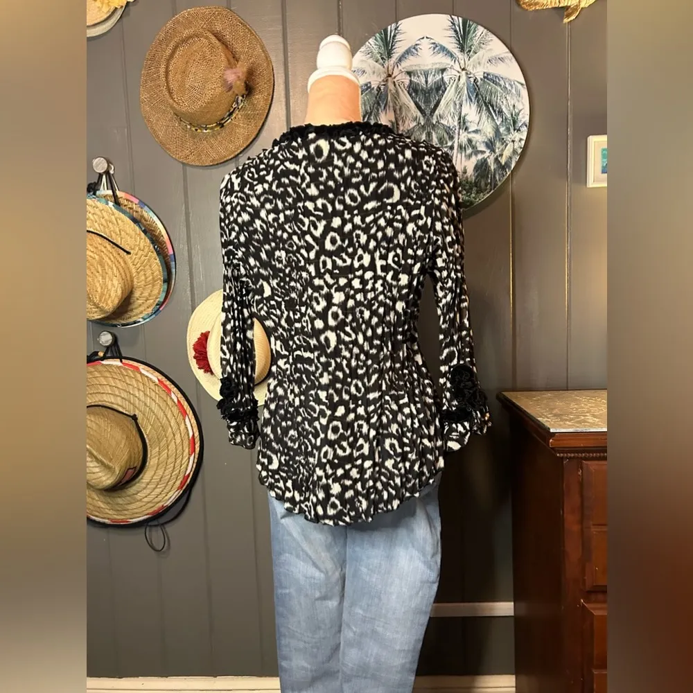 Black & White Leopard Print Cardigan with Ruffle Collar, Beadwork, & Tab Sequins Size M - Image 3