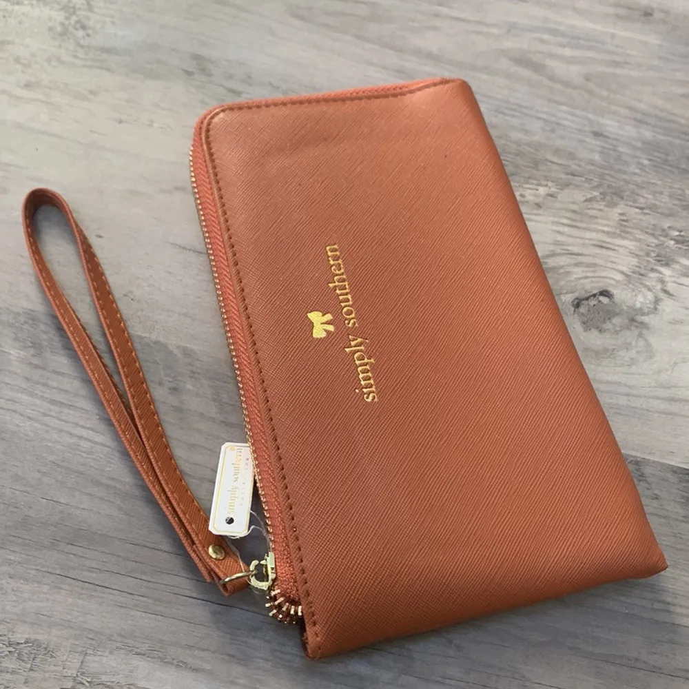 Simply Southern NWT  Leather Wristlet - Image 7