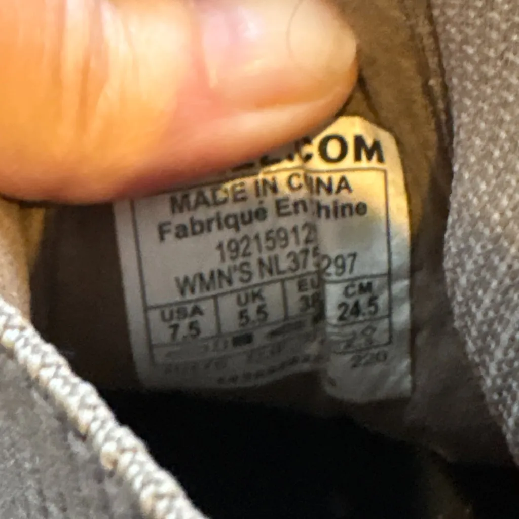 Sorel Joan of Arctic Wedge II Chelsea boot Khaki II - Image 6