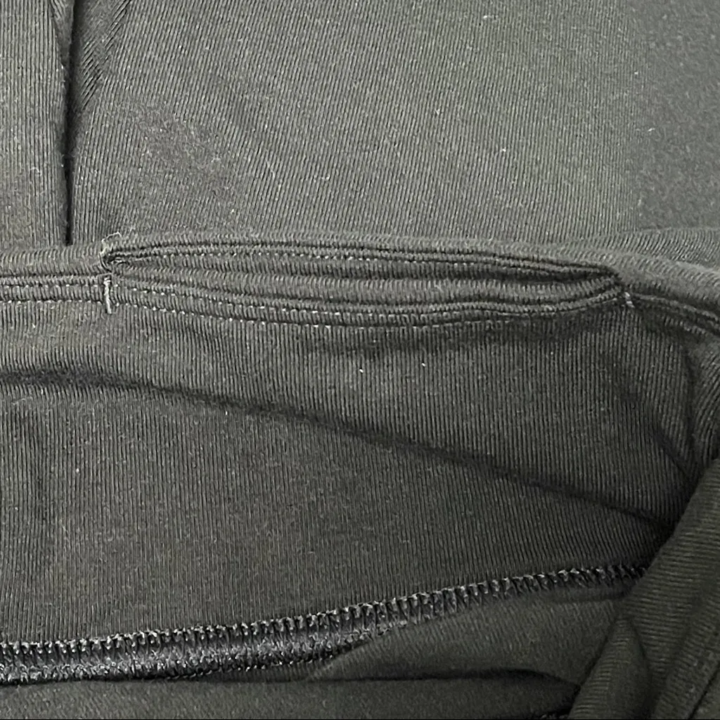 NWT VS Victoria Sport Long Black Leggings Hole - Image 5