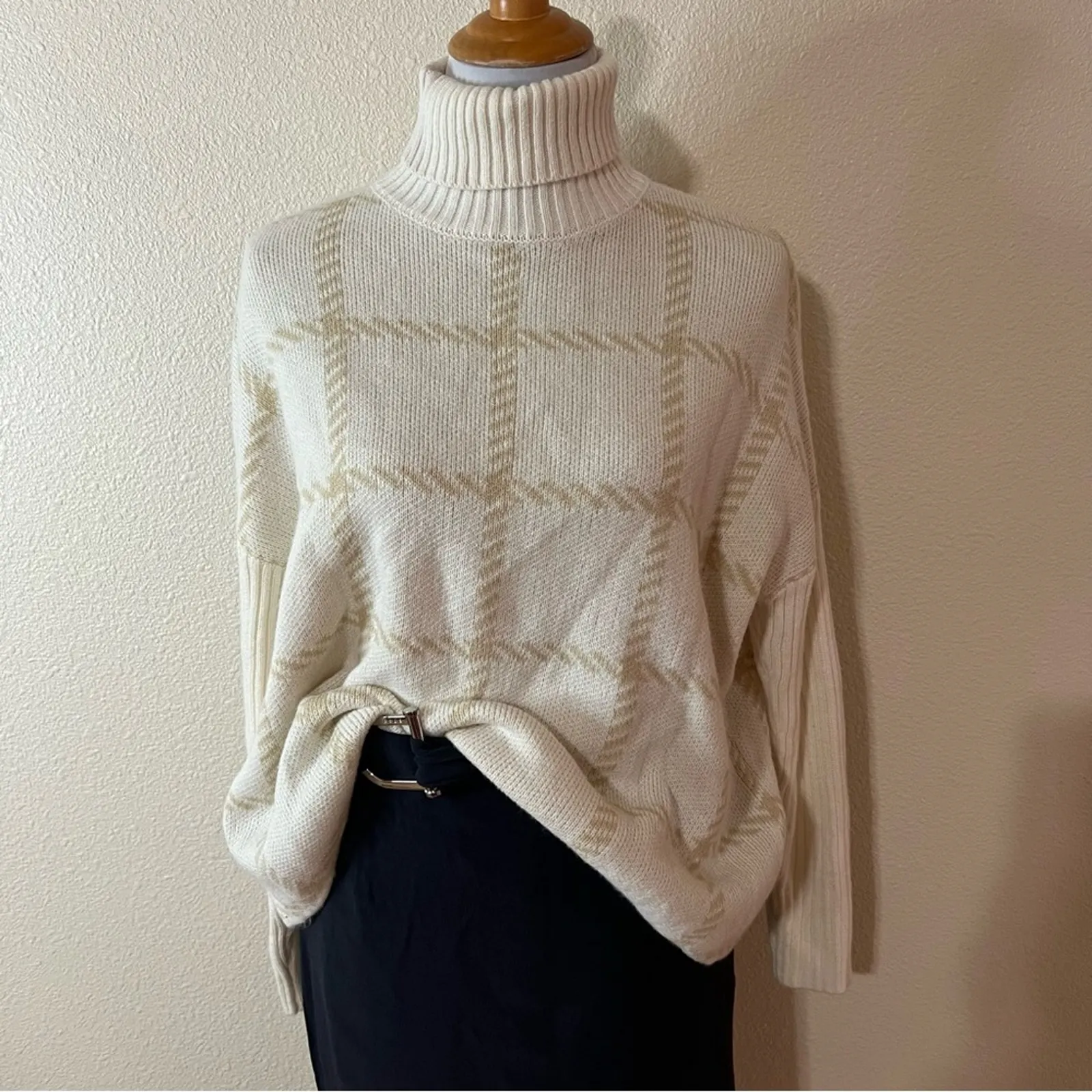 Central Park West Tatum cream windowpane knit turtleneck sweater MEDIUM - Image 2