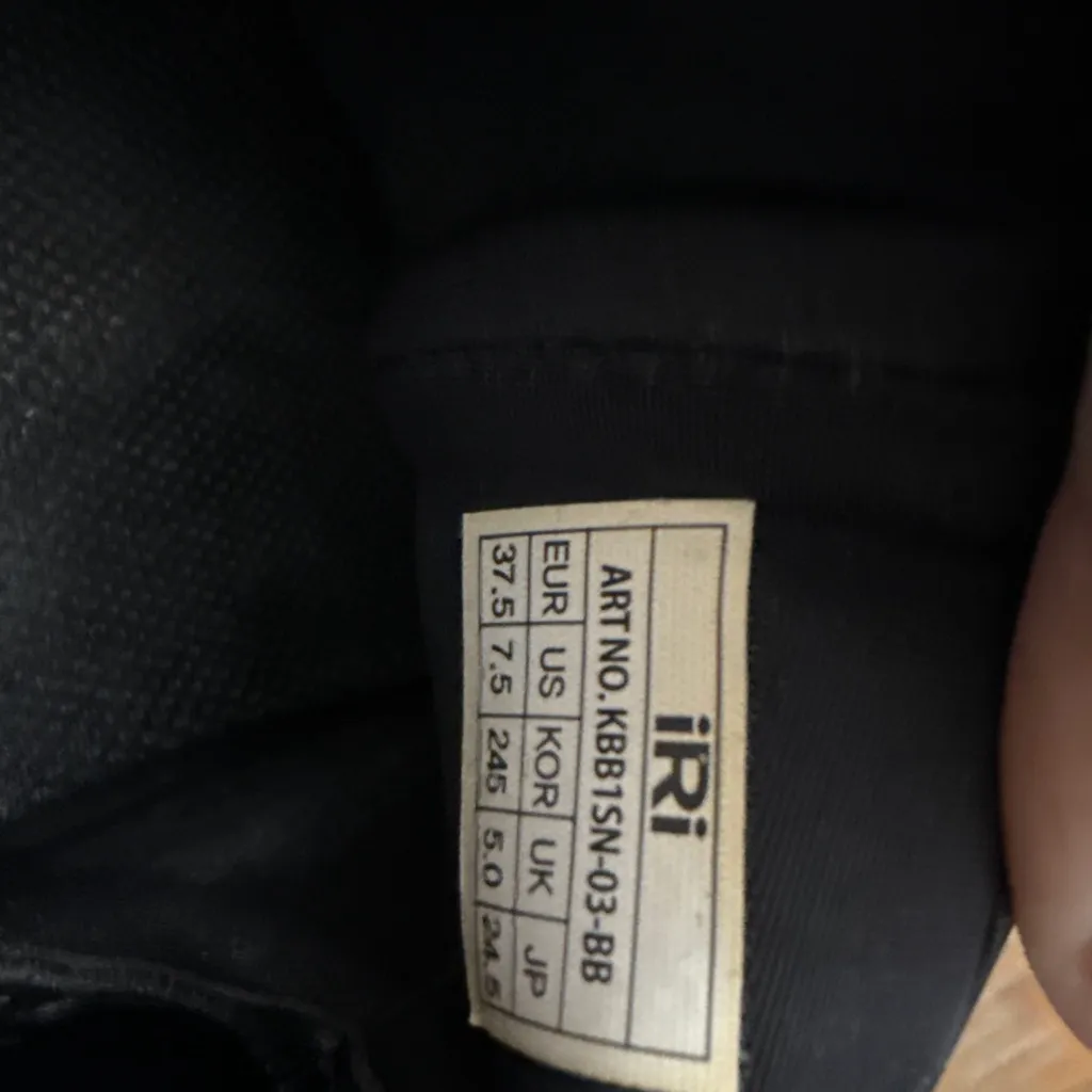 iRi Black Slip - Image 10