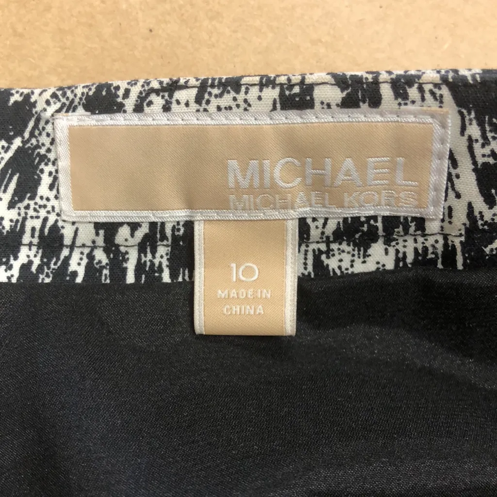 Michael Kors‎ black & white Animal print mini skirt size 10 - Image 5