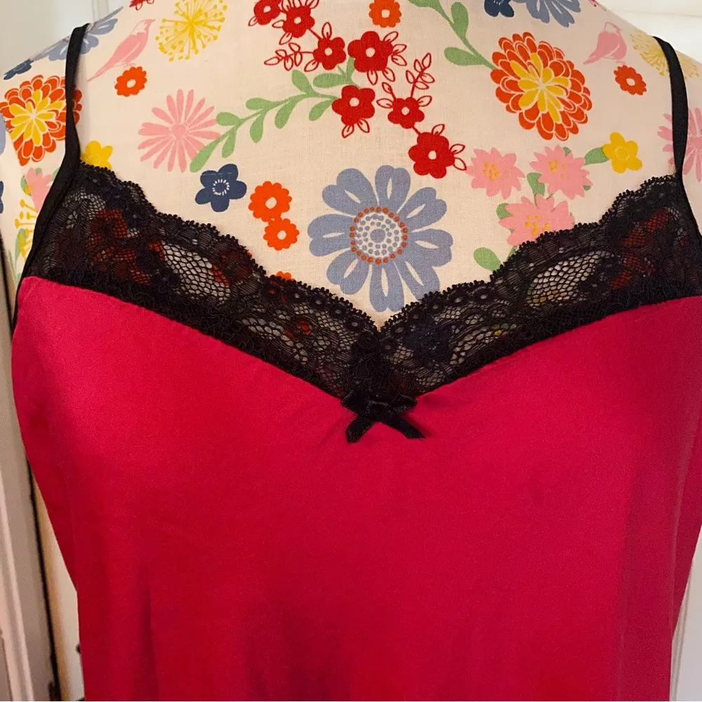 13 Going on 30 Nightgown Size L - Image 2