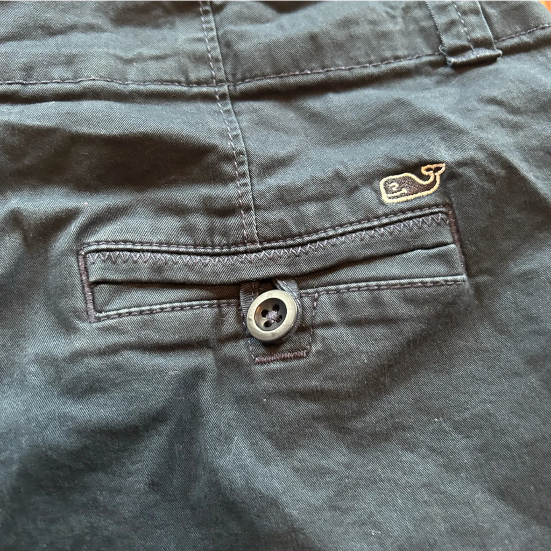 Women’s Vineyard Vines 3.5 Inch Herringbone Everyday Short Navy Size 6 - Image 5