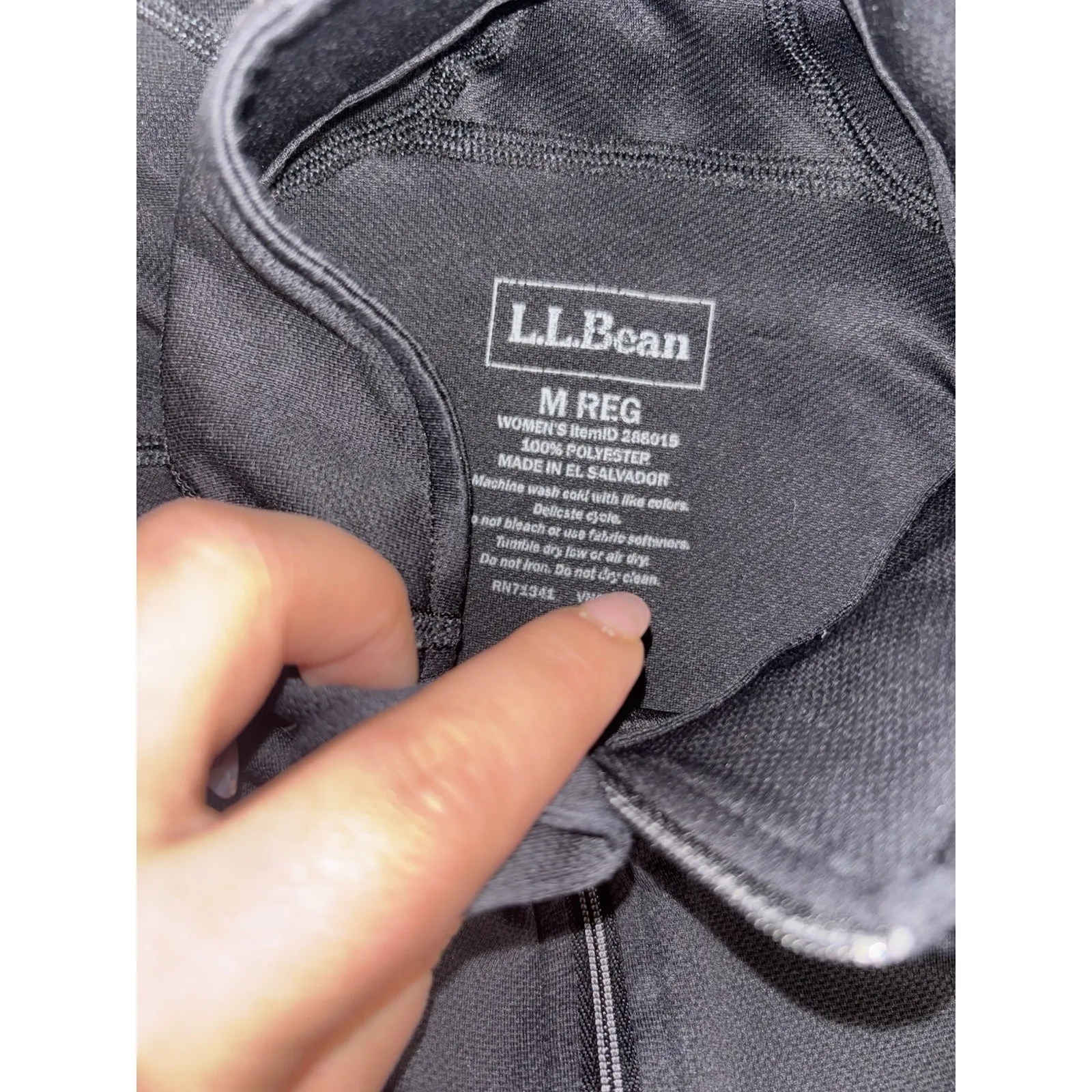 L.L. Bean m Reg 1/4 Zip Lightweight Activewear Top Thumbholes Item 288015 Black Size M - Image 7