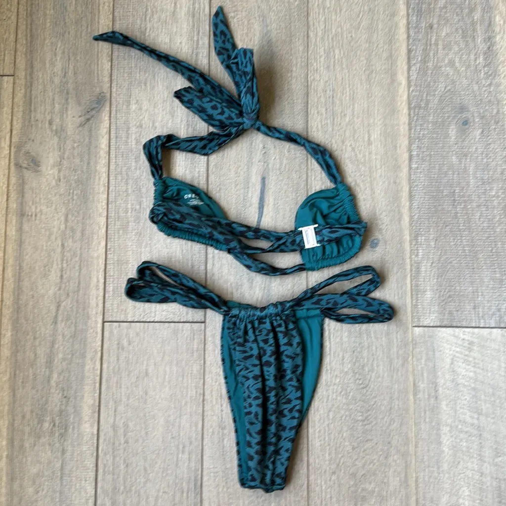 One One Teal & Black Halter Bikini Blue Size XS - Image 4