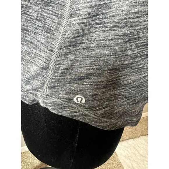 Lululemon singlet heathered black‎ 4 - Image 5