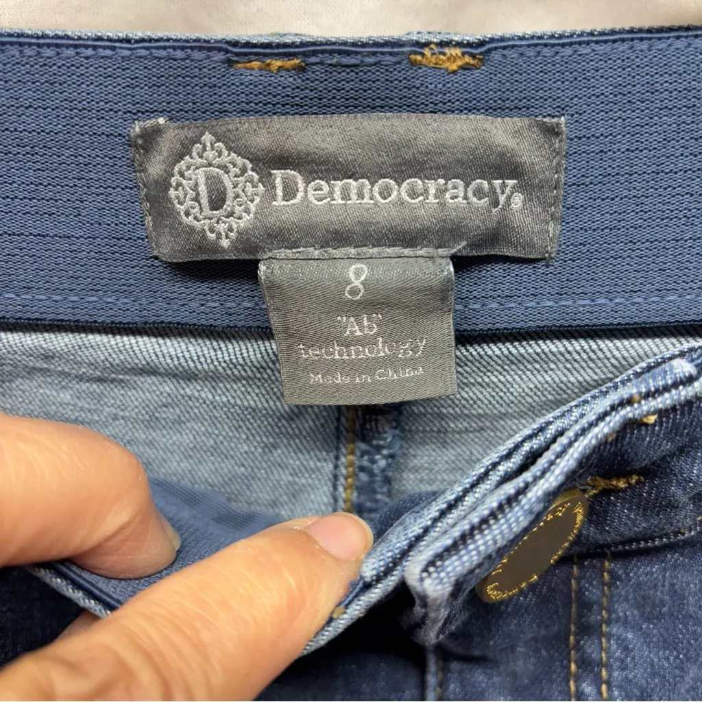 Democracy  Medium Blue Cropped‎ Jeans - Image 3