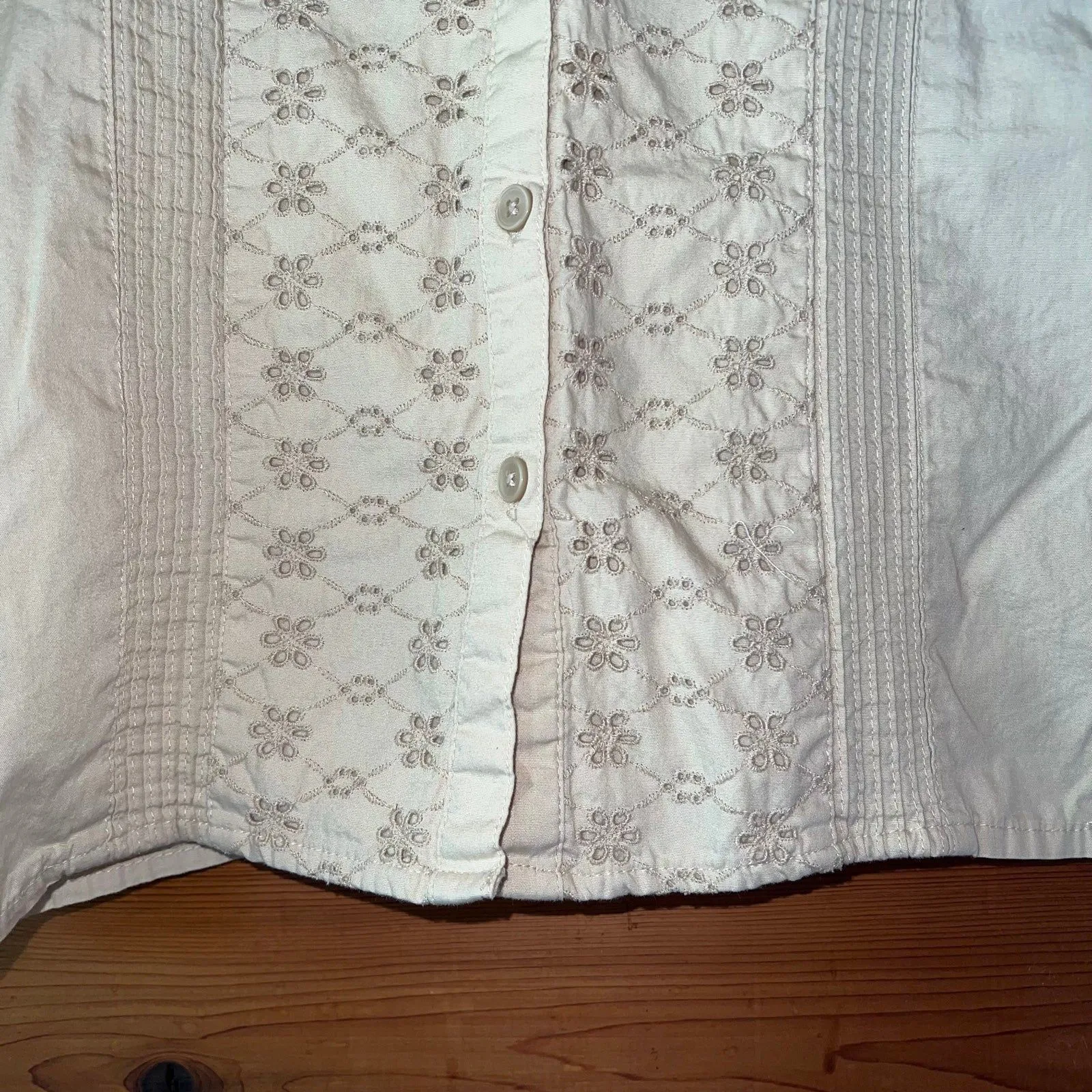 Studio Works Tan Button Up Eyelet Lace Blouse Petite Large - Image 4