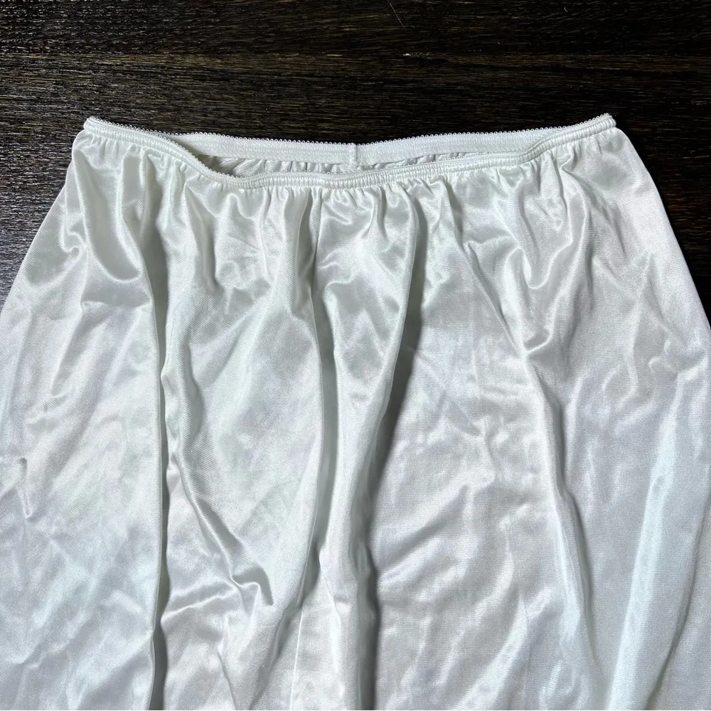 Adonna White Lace Hem Skirt Slip - Image 2