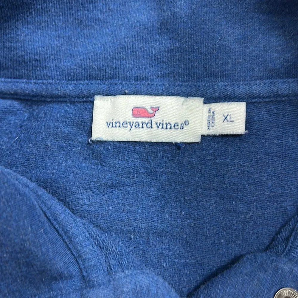Vineyard Vines  1/4 button pullover sweater - Image 4