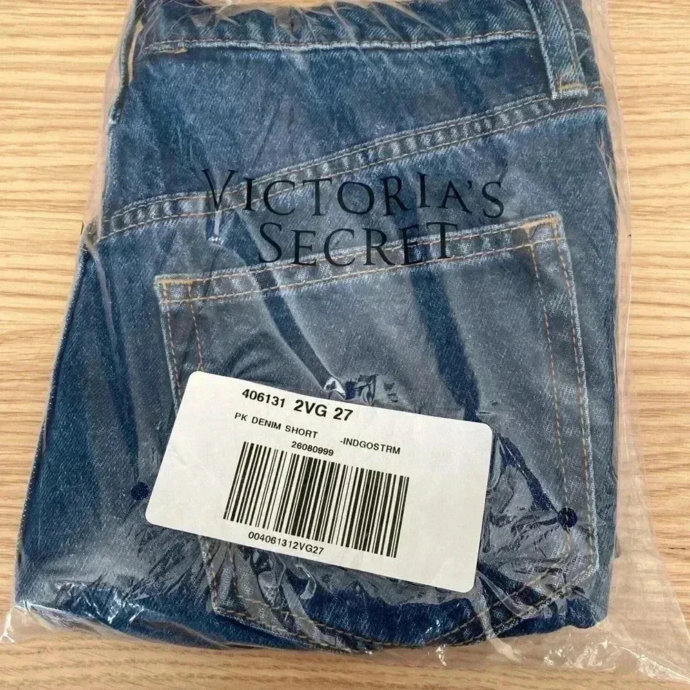 🆕VICTORIA SECRET HIGH WAIST DENIM SHORT 27🆕 - Image 4