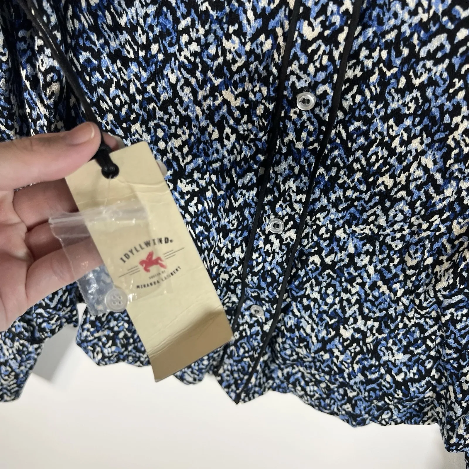 IDYLLWIND‎ by Miranda Lambert Blue Long Sleeve Tassel Button Up Size Large Small - Image 7