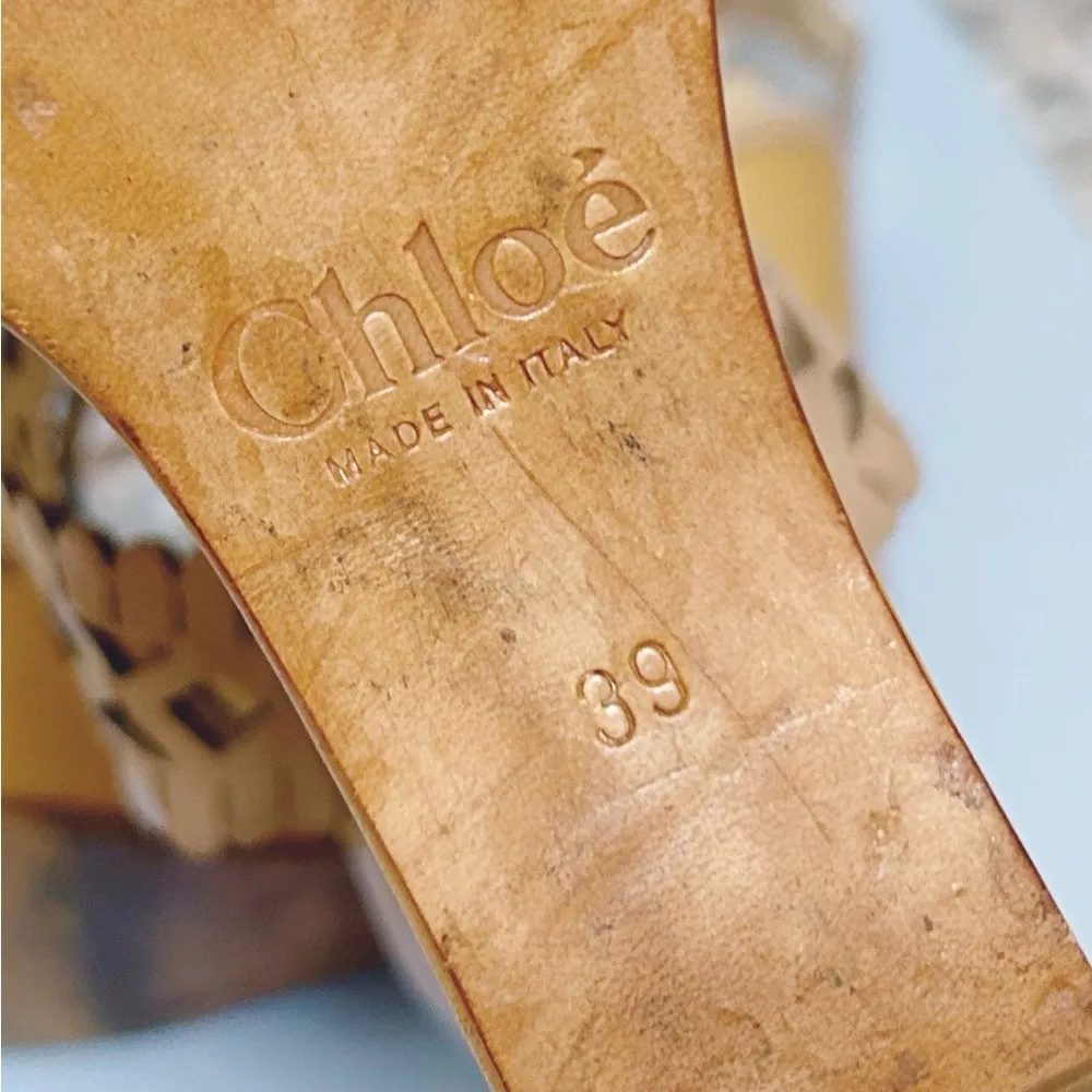 Authentic CHLOE Nude Leather Scalloped / Perforated Sandals / Wedges - Image 13