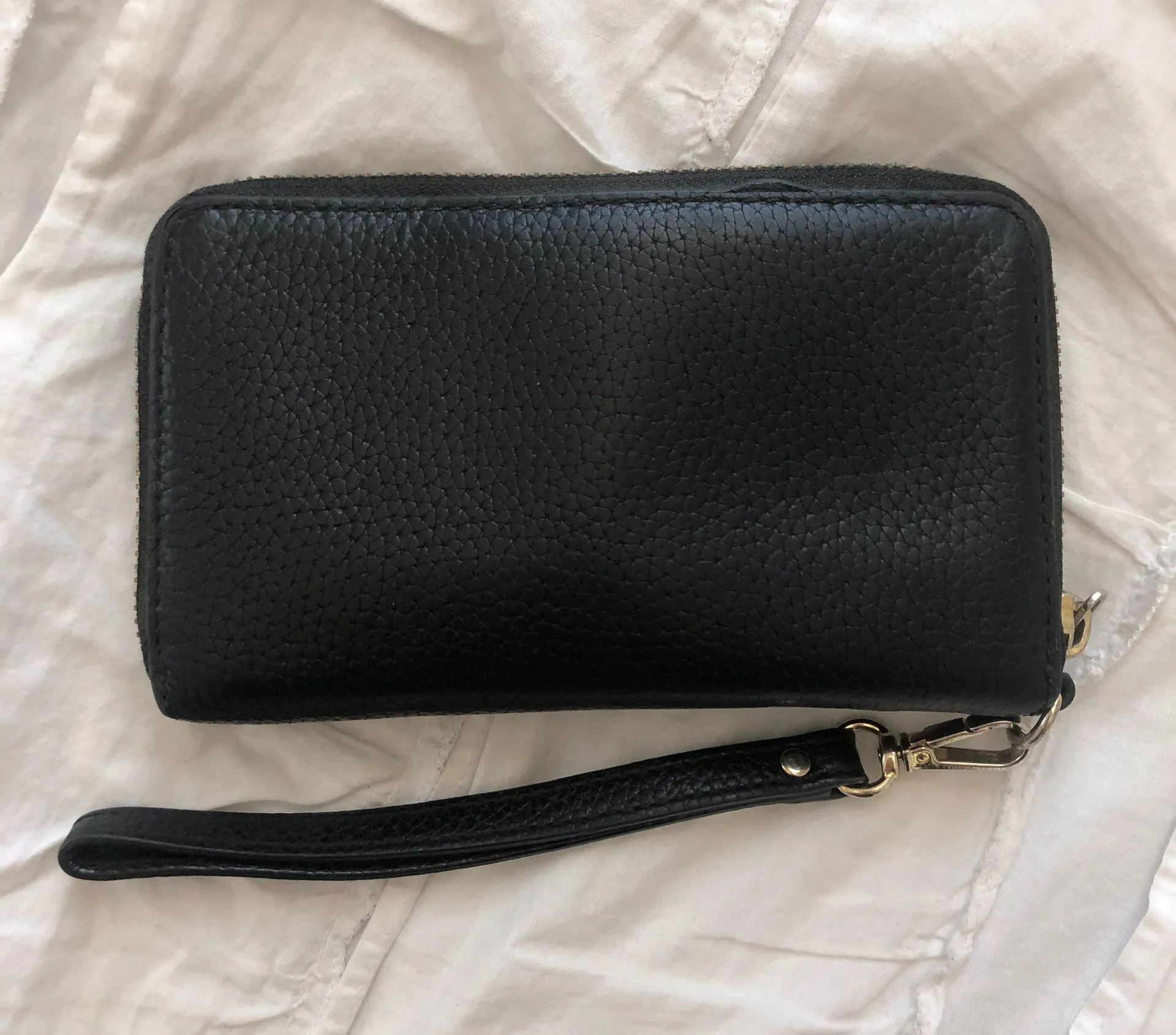 Michael Kors Wristlet Wallet - Image 2