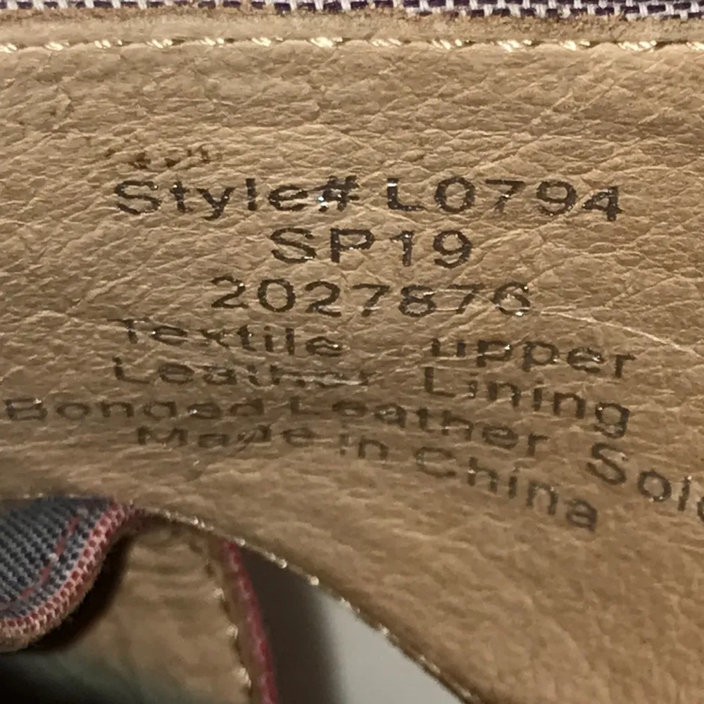 Madewell Women’s Ruthie Rainbow Striped Crossover Fabric Sandal Heels - Image 9