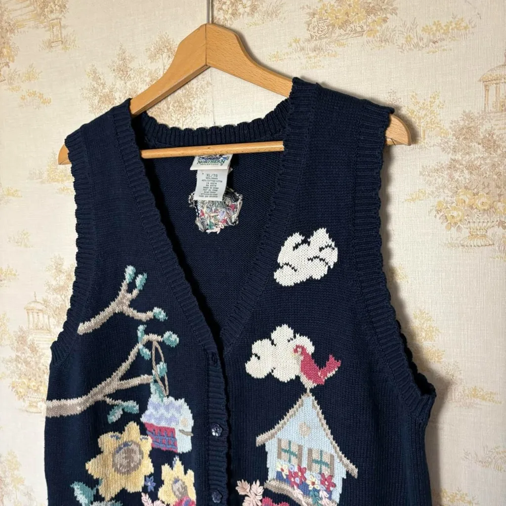 Vintage 90s blue cottagecore flower garden bird house sweater vest cardigan XL - Image 4