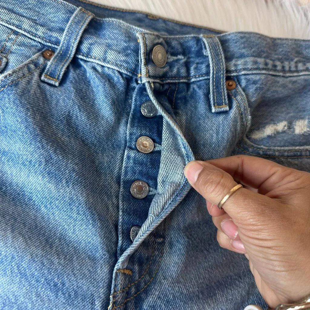 Levi's 501 Cut Off Distressed Jean Shorts Size 28 - Image 6