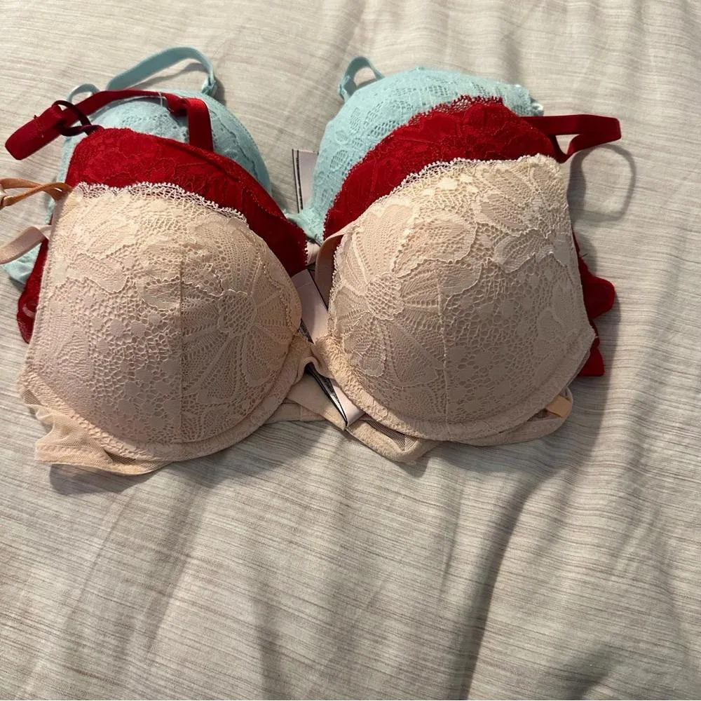 Victoria Secret Bra set - Image 3