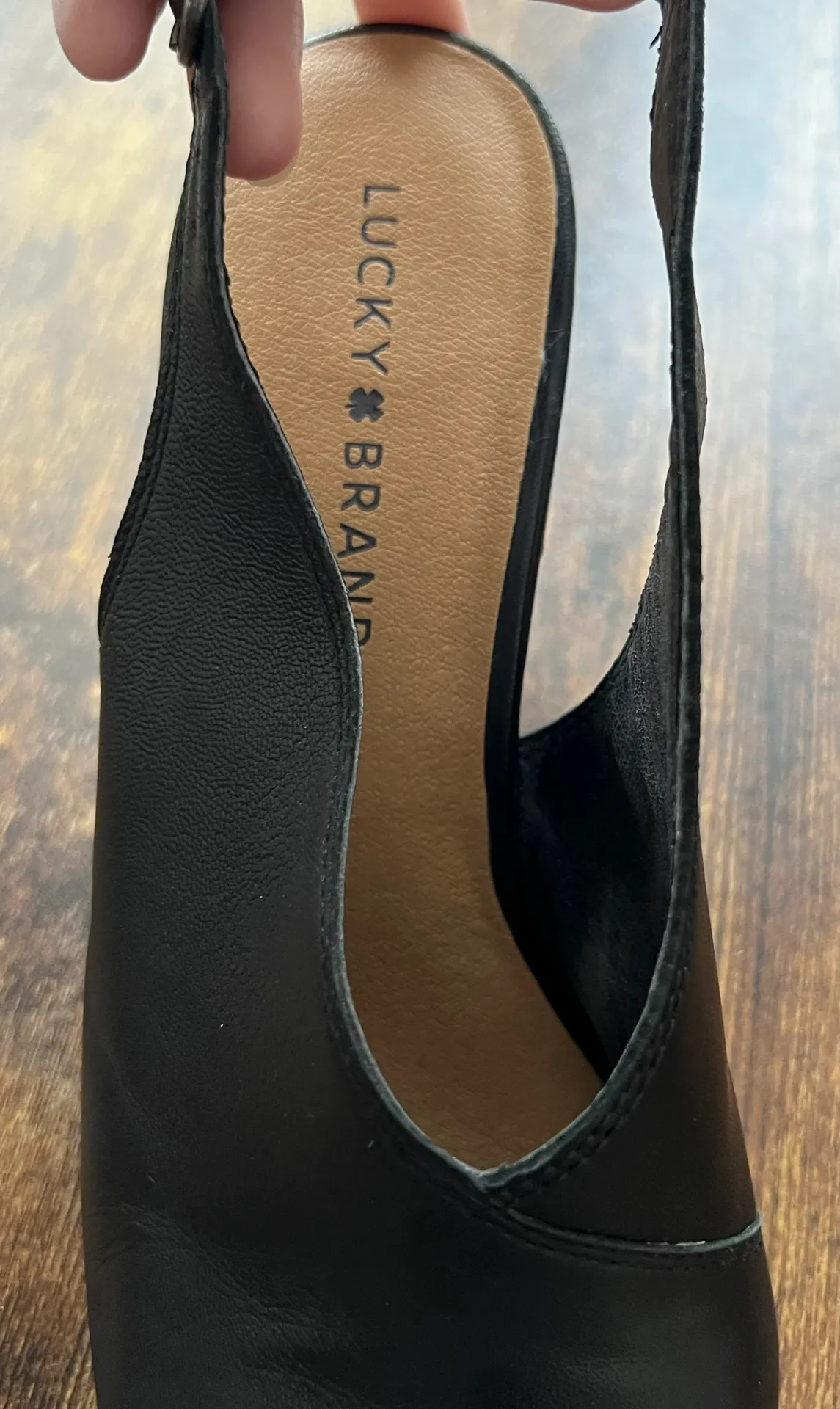 Lucky Brand | ladies Overandie block heel sandal. Size: 10M/42 - Image 13