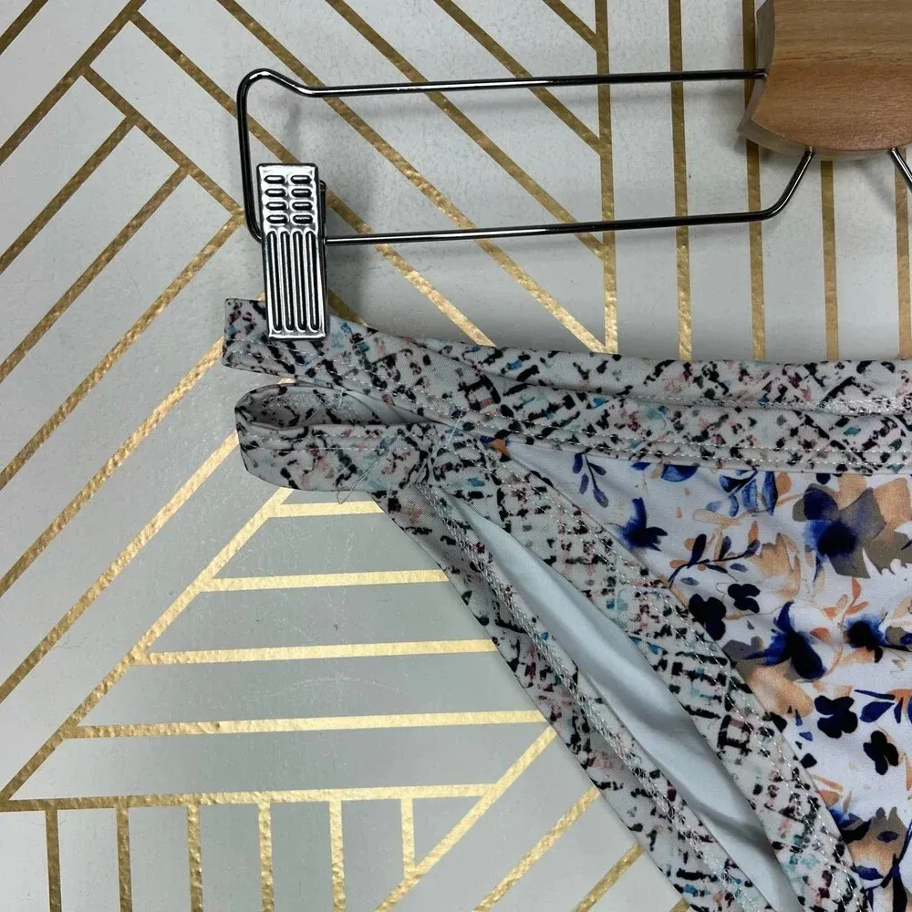 L*Space Estella Full Cut‎ Bikini Bottom in Techno Garden Print Size Large - Image 4