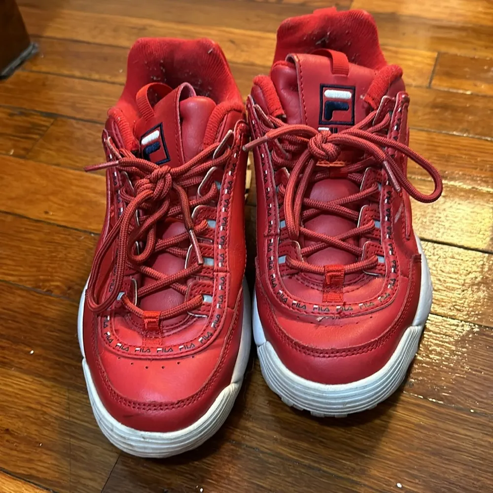 Fila Women’s Red Sneakers - Image 2