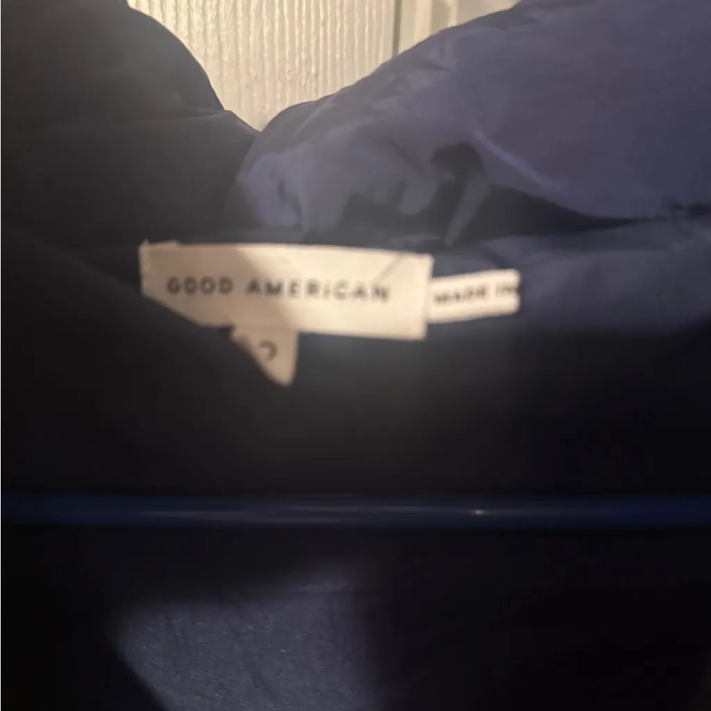 Good American Dark Blue Puffer Jacket - Image 7