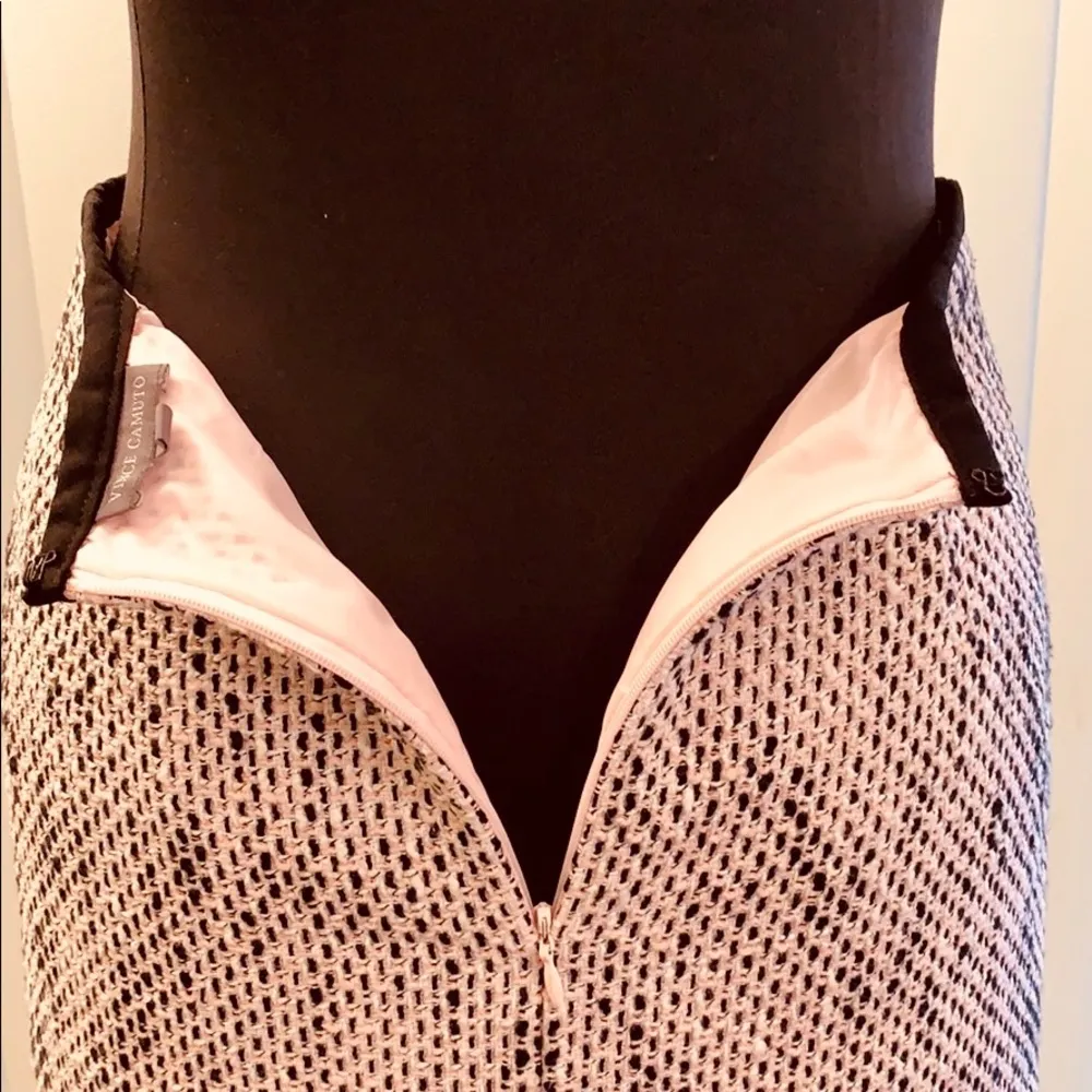 Vince Camuto pencil skirt. - Image 4