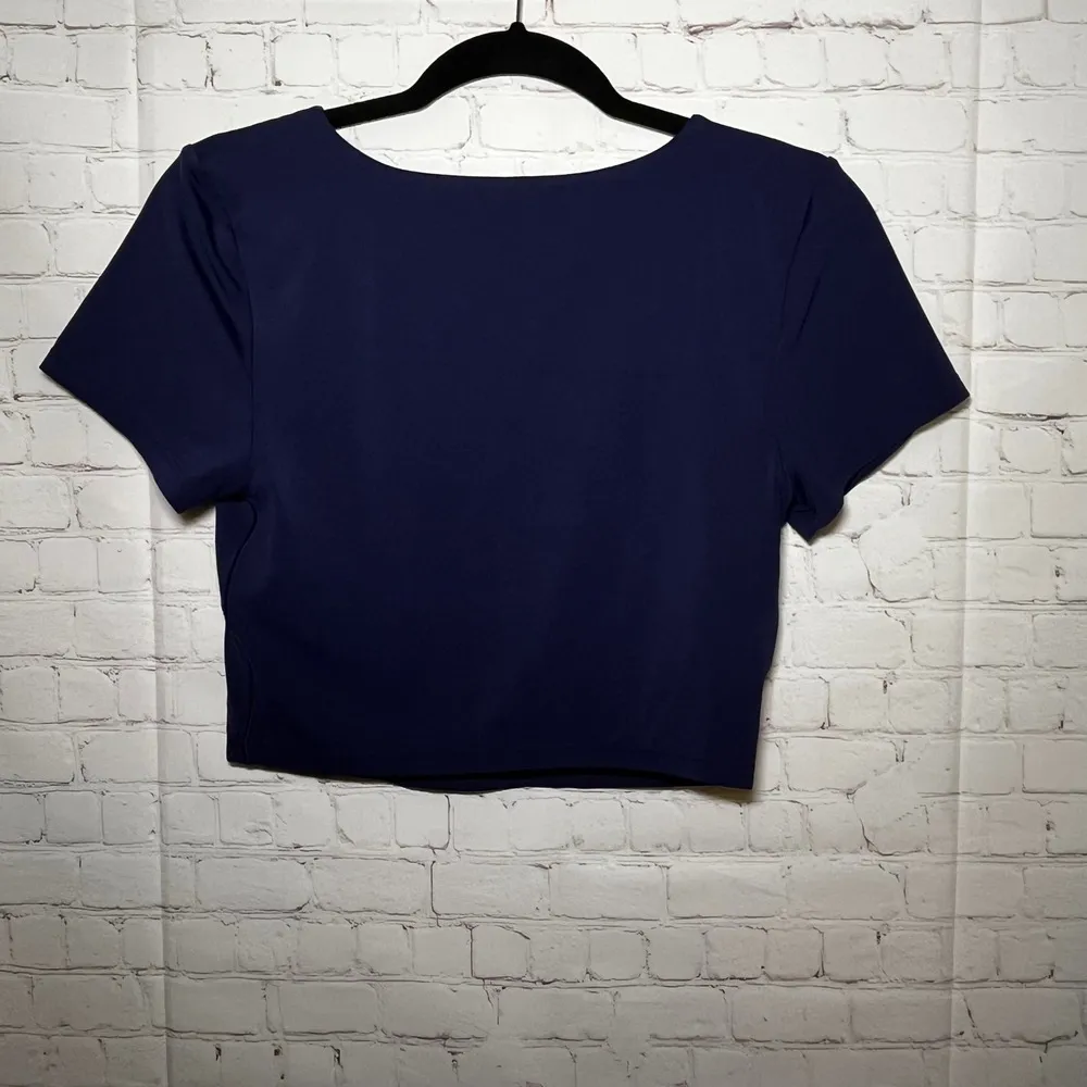 ✨Aerie Offline Navy Blue Seamless V Neck Cropped Tee Shirt Workout Women's Sz L - Image 2