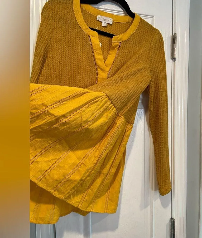 NWT Suzanne Betro Size S Mustard Waffle Knit Knotch Neck Empire Waist Tunic - Image 8
