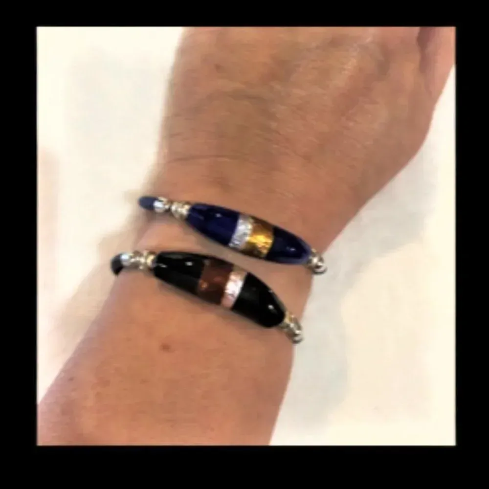 Wrap bracelet set of 2 black/blue EUC‎ Blue - Image 2