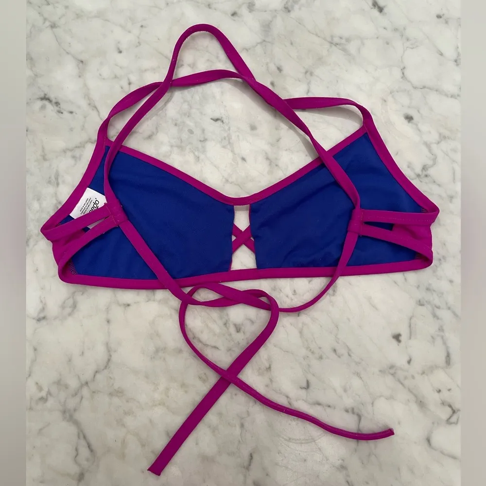 Speedo Woman’s  tied in the back swimming top - Image 2