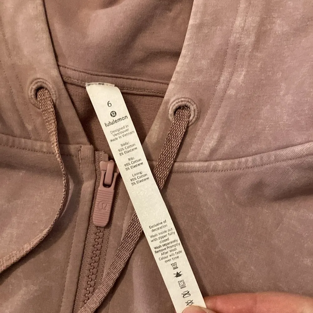 Lululemon washed vintage mauve ready to roll hoodie size 6 - Image 4