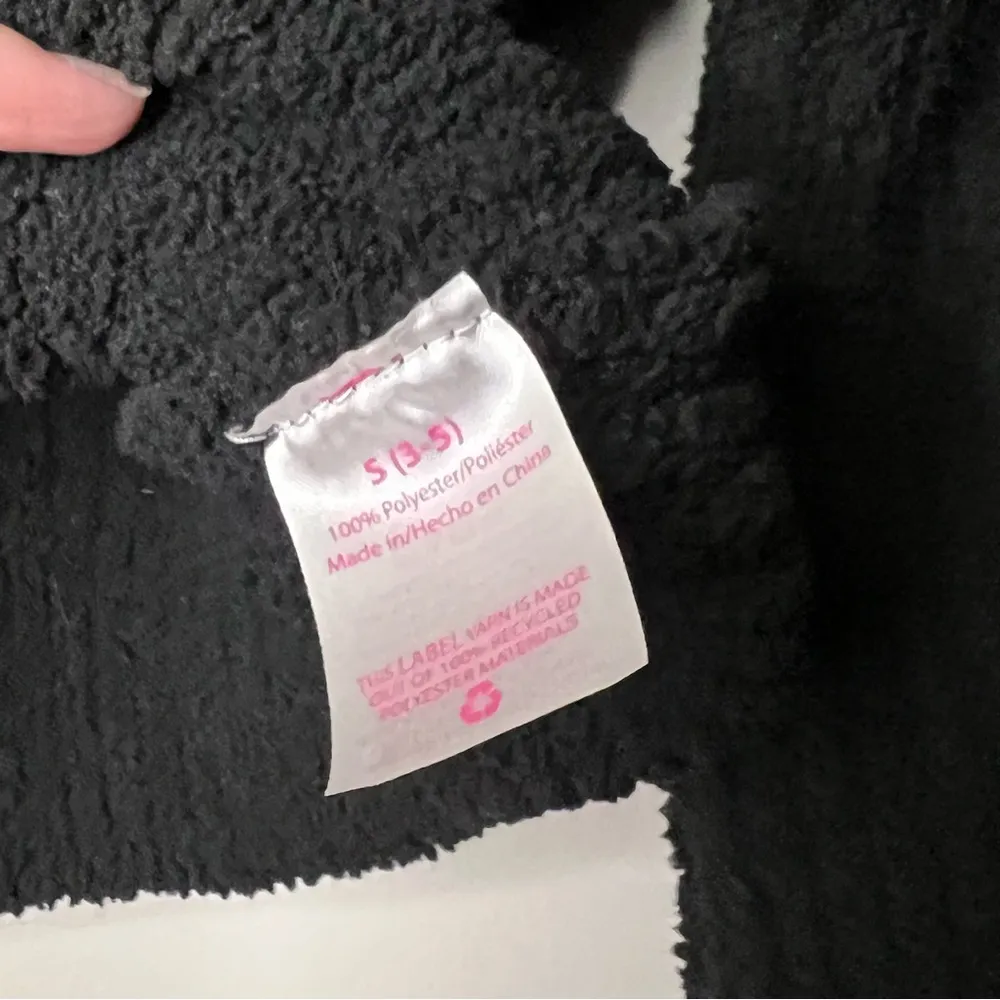 No Boundaries Black V-Neck Cardigan Sweater - Image 6