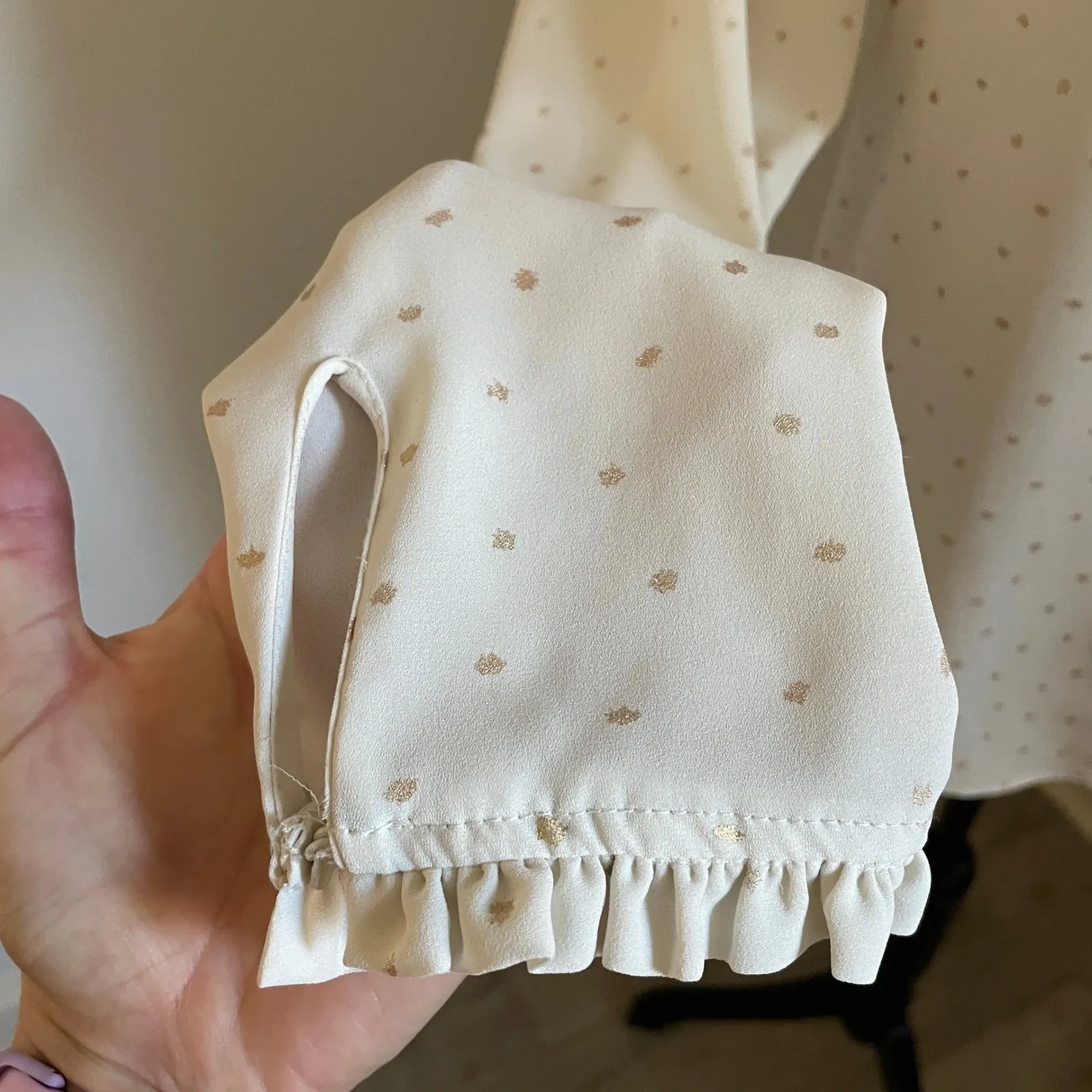 ZARA Cream Metallic Dot Print Button Up Collared Shirt size XS Blouse Soft Girl Gold - Image 3