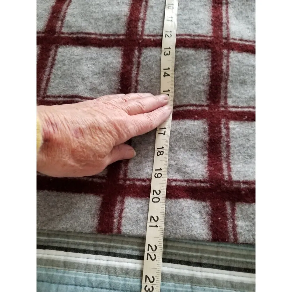 Madewell  Windowpane Wool Blend Fleece Boxy Crop Sweater Top Gray Burgundy Sz XS - Image 6