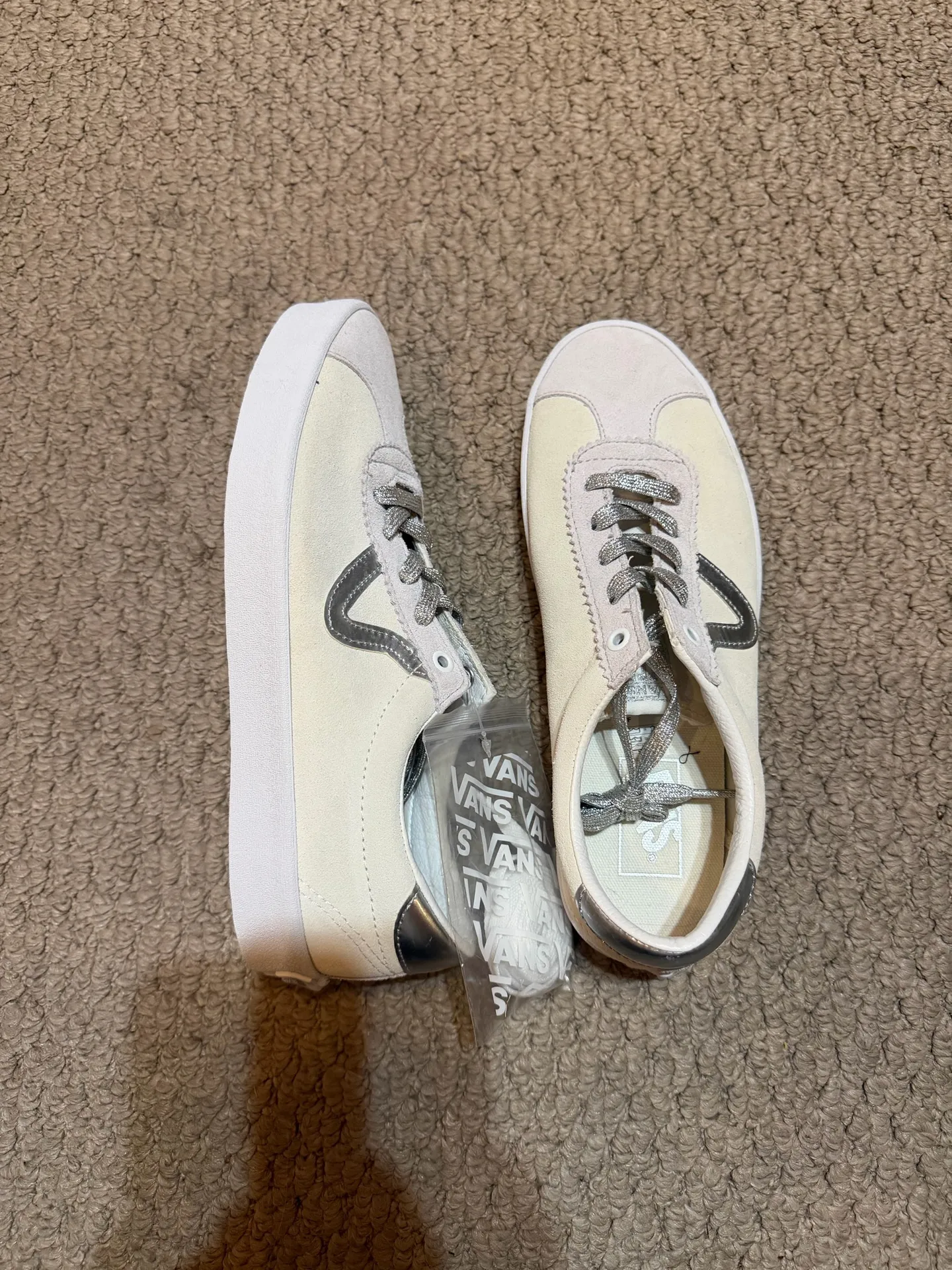 Vans Sneakers Lace-Up Off the Wall - Image 3